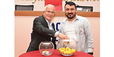 Kumluca Belediyesi Halı Saha Futbol Turnuvası Kura Çekimi tamamlandı