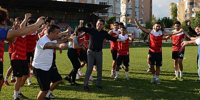 Kumluca Belediyespor sezonu davul zurnayla açtı