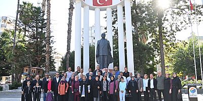 Kumluca'da 19 Ekim Muhtarlar Günü kutlandı