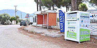 Kumluca'da toplam giysi kumbarası 41 adete yükseldi