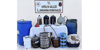 Kumluca İlçesinde Kaçak Alkol Operasyonu