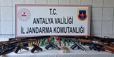 Kumluca İlçesinde Ruhsatsız Silah operasyonu