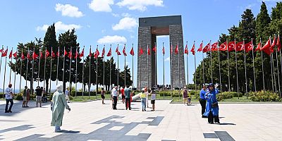 Kumlucalı muhtarlar Çanakkale'yi gezdi
