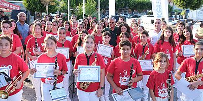 Kursiyerler sertifikalarını aldı