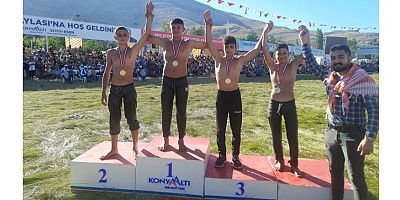 Kürsülere ambargo koydular