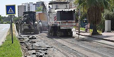 Lara Caddesi’ne sıfır asfalt