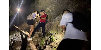 Likya yolunda mahsur kalan turistler kurtarıldı