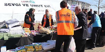 LÖSEV depremzedelerin yanında