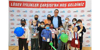 LÖSEV İyilikler Çarşısı Projesini Antalya'da gerçekleştirdi