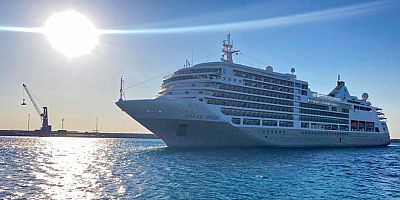 Lüks yolcu gemisi Silver Spirit ile 420 turist Antalya’ya geldi