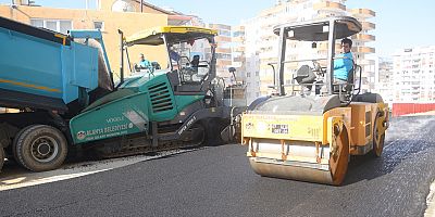 Mahmutlar Sarıhasanlı sokak sıcak asfaltla kaplanıyor