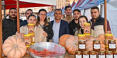 Manavgat Belediye Başkanı Kara, YÖREX Fuarı'nı gezdi