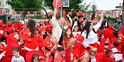 Manavgat Belediyesi eğitim kurumlarından coşkulu 29 Ekim kutlaması