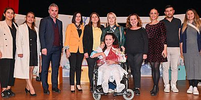 Manavgat Belediyesi Kent Tiyatrosu'ndan 