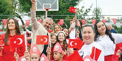 Manavgat Belediyesi'nden 3 gün 23 Nisan kutlaması