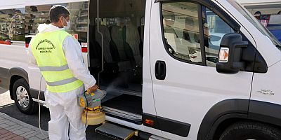 Manavgat Belediyesi'nden 350 öğrenci servis aracına dezenfekte