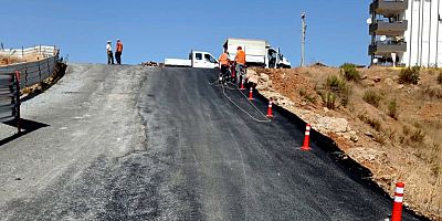 Manavgat Belediyesi'nden Çayyazı, Düzağaç ve Salkımevler'e asfalt