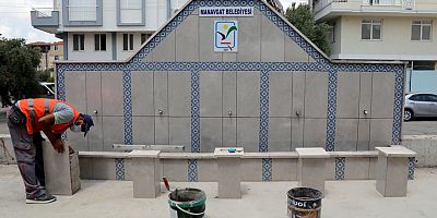 Manavgat Belediyesi'nden Cuma pazarına çeşme ve balıkçı tezgahı