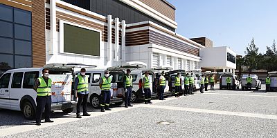 Manavgat Belediyesi'nden jet hızıyla dağıtım