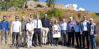 Manavgat Belediyesi'nden Lyrbe antik kentindeki kazı çalışmalarına destek