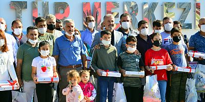 Manavgat Belediyesi'nden yangınzede öğrencilere tablet