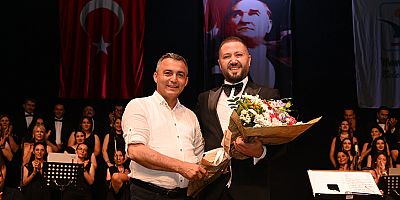 Manavgat Belediyesi Neşet Ertaş'ı andı