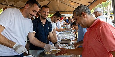 Manavgat Belediyesi'nin aşure geleneği devam ediyor