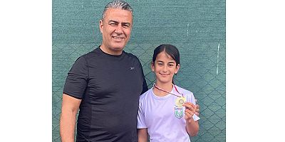 Manavgat Belediyesi Tenis Kulübü Sporcusu Türkiye Şampiyonu oldu