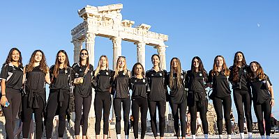 Manavgat Belediyespor Kadın Voleybol Takımı sezonu Ankaragücü karşılaşmasıyla açıyor