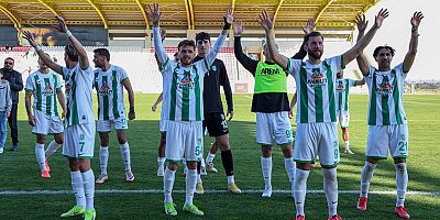 Manavgat Belediyespor kazanmaya devam ediyor