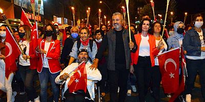 Manavgat halkı 29 Ekim'de tek yürek oldu