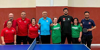 Manavgat'ın özel sporcuları Antalya'dan derecelerle döndü