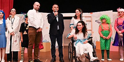 Manavgat Kent Tiyatrosu'na çifte ödül