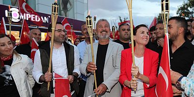 Manavgat'ta fener alaylı, konserli 19 Mayıs kutlaması