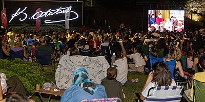 Manavgat'ta sinema gecesi