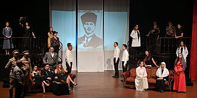 Manavgat'ta Sonsuz Kadın, Sonsuz Cumhuriyet Coşkusu