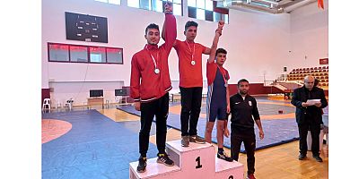 Manavgatlı güreşçilerden toplu başarı