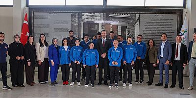 Manavgatlı özel sporculardan Başkan Vekili Çiçek'e ziyaret