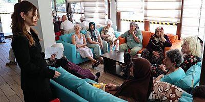 Mavi Ev’de farkındalık çalışmaları sürüyor