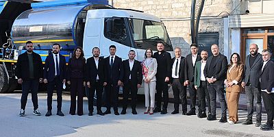 Mecliste araç heyecanı: Sabri Gülel ve Güreş Komitesi'nden Korkuteli Belediyesi'ne anlamlı destek