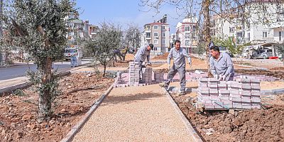 Mehmet Akif Ersoy’a çınarlı park