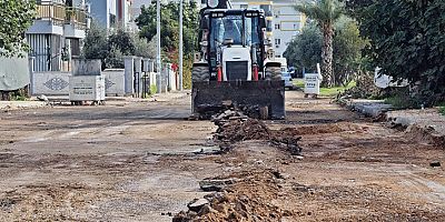 Mehmet Akif Ersoy Mahallesi’nde yollar sıcak asfalta hazırlanıyor