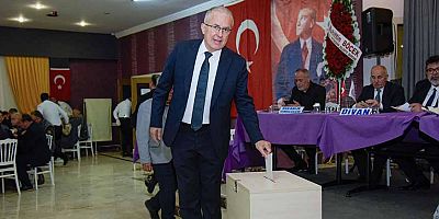 Mehmet Öztürk güven tazeledi