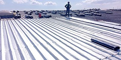 Metal çatılarda korozyona ve yalıtım sorunlarına kalıcı çözüm