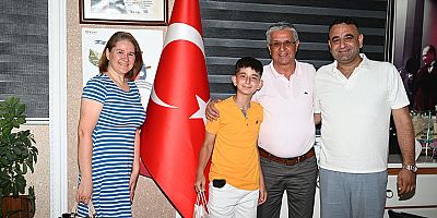 Minik Gögeş, Başkan Topaloğlu ile tanışmaya geldi