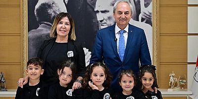 Minik öğrenciler sordu, Başkan Kocagöz Atatürk’ü anlattı