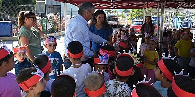 Minikler sokak hayvanlarıyla buluştu