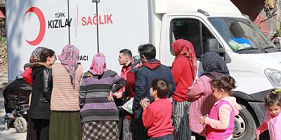 Mobil Diş Kliniği de Afetzedelerin Hizmetinde