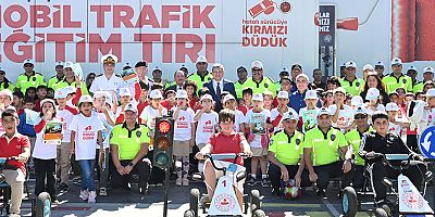 Mobil Trafik Eğitim Tırı Antalya'da
