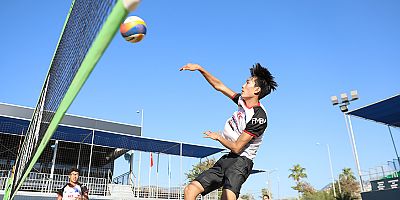 Moğolistan U16 Plaj Voleybolu Milli Takımı Alanya'da kampa girdi